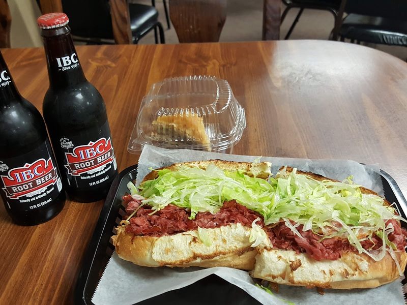 Paul's Italian Deli & Restaurant food